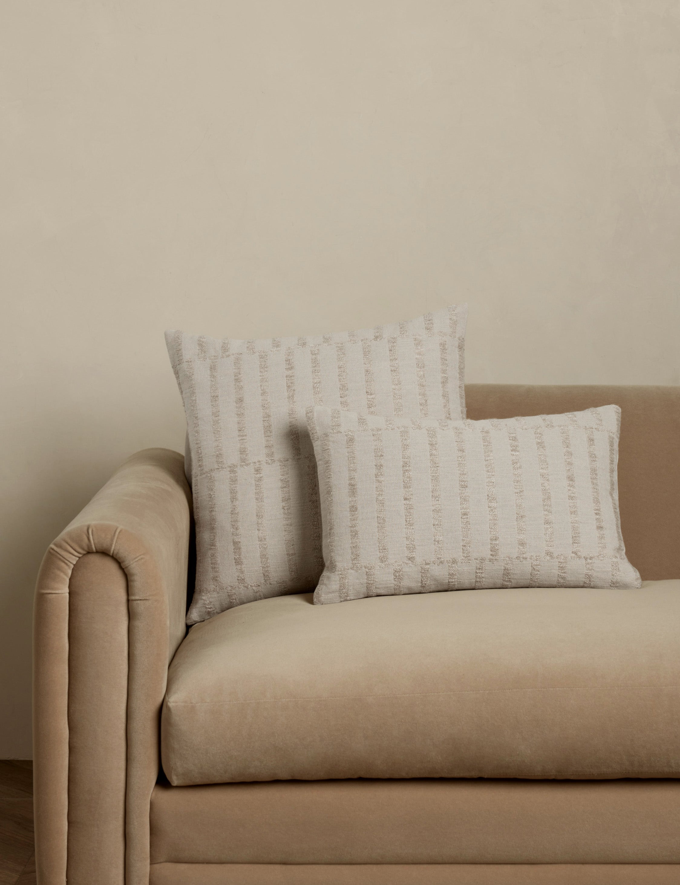 Thisbe Pillow